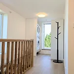 Lovely Private Of 90 M2 With 3 Bedrooms And 2 Bathrooms * Vestvagoy
