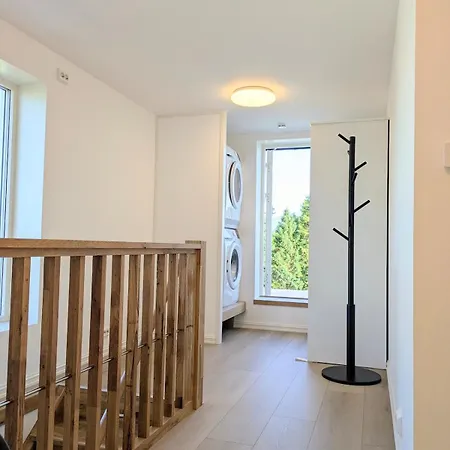 Lovely Private Of 90 M2 With 3 Bedrooms And 2 Bathrooms * Leknes