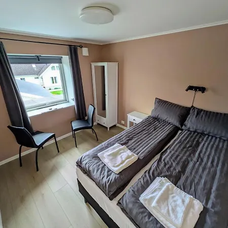 Lovely Private Of 90 M2 With 3 Bedrooms And 2 Bathrooms *