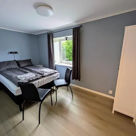 Lovely Private Of 90 M2 With 3 Bedrooms And 2 Bathrooms Διαμέρισμα