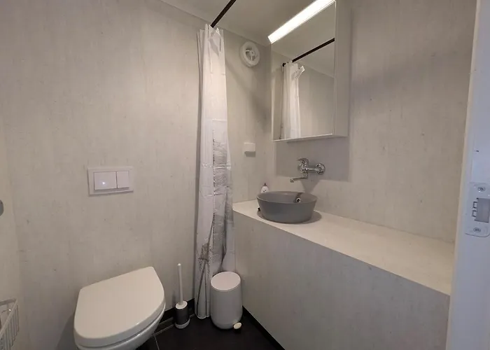 Lovely Private Of 90 M2 With 3 Bedrooms And 2 Bathrooms Apartamento Vestvagoy