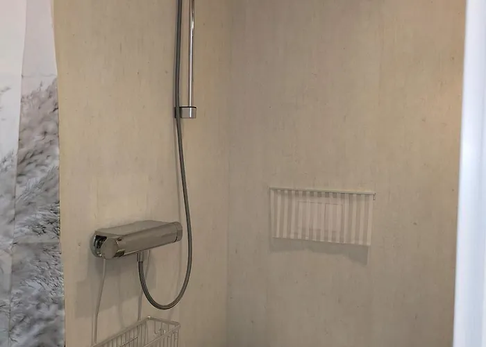 Lovely Private Of 90 M2 With 3 Bedrooms And 2 Bathrooms * Vestvagoy